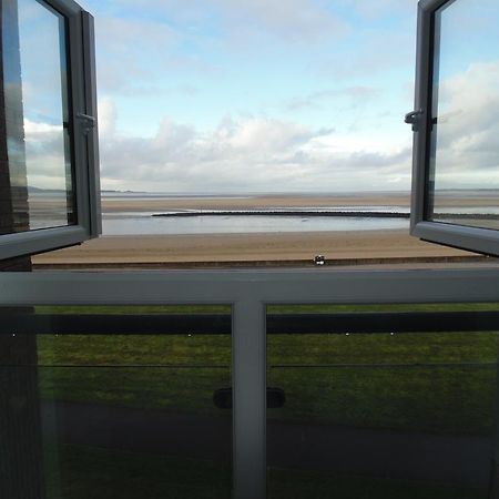 Awel Y Mor Appartement Llanelli Buitenkant foto